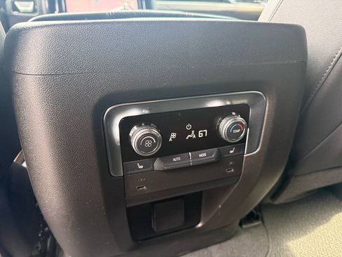 Used 2025 GMC Yukon AT4 w/ Premium Trailering Package AWD/4WD image 20