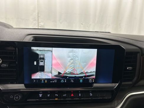 Used 2024 Chevrolet Silverado 3500 High Country w/ High Country Premium Package image 19