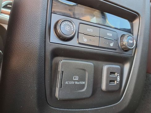 Used 2020 Buick Enclave Avenir w/ Avenir Technology Package AWD/4WD image 28