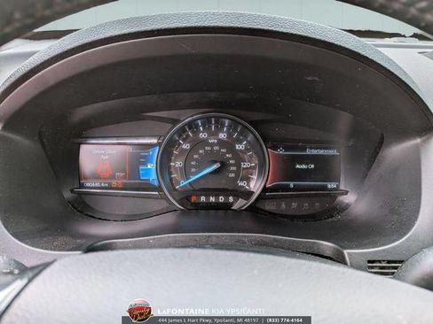 Used 2019 Ford Explorer XLT w/ Equipment Group 202A FWD image 17