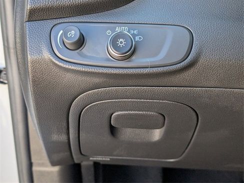 Used 2022 Chevrolet Trax LS w/ Tint and Cruise Package image 29