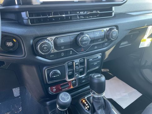 New 2026 Jeep Wrangler Unlimited Sport image 18