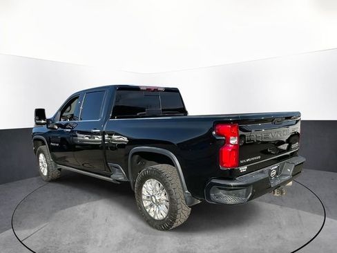 Used 2022 Chevrolet Silverado 2500 High Country w/ Safety Package II AWD/4WD image 5