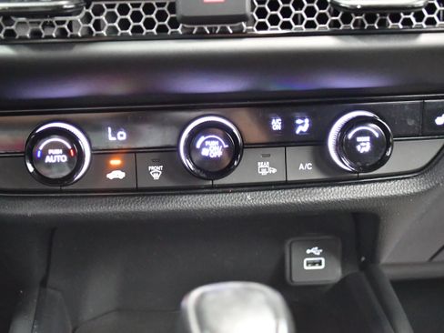 Used 2024 Honda HR-V Sport image 27