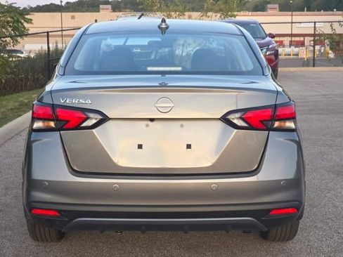 New 2025 Nissan Versa SV w/ Trunk Package image 20