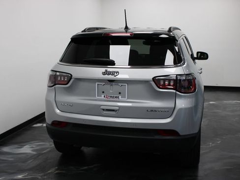 Used 2025 Jeep Compass Limited AWD/4WD image 6