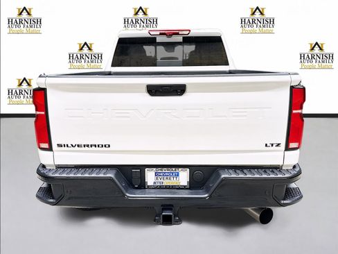 Used 2025 Chevrolet Silverado 2500 LTZ w/ Trail Boss Package image 7