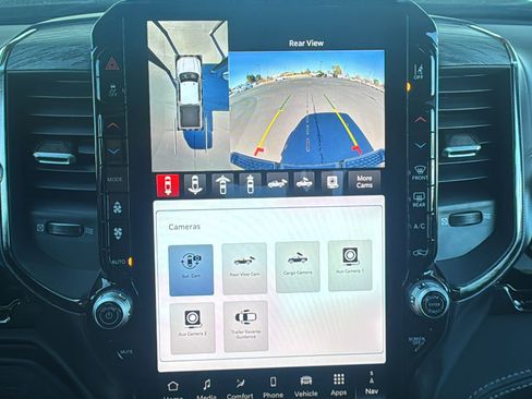 New 2026 RAM 2500 Limited AWD/4WD image 29