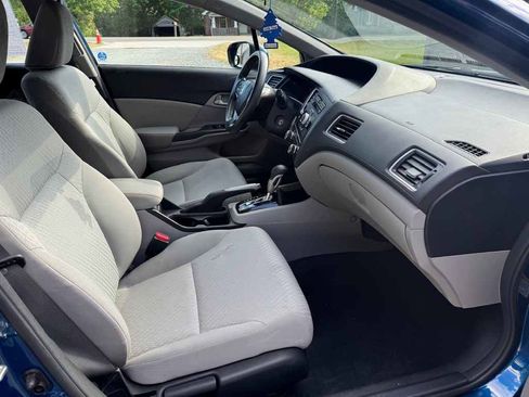 Used 2014 Honda Civic LX image 9