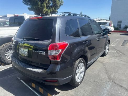 Used 2014 Subaru Forester 2.5i Premium w/ All-Weather Package AWD/4WD image 5