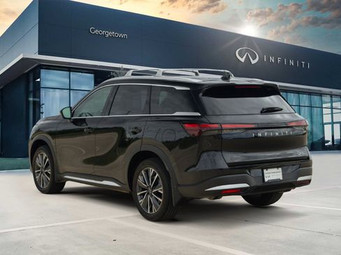 Certified 2026 INFINITI QX60 Luxe w/ Family Package image 5