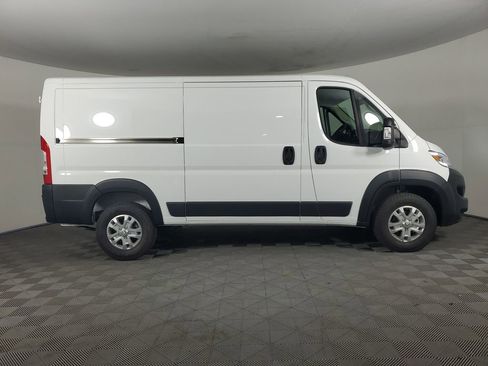 Used 2024 RAM ProMaster 2500 w/ Quick Order Package 22G SLT image 2