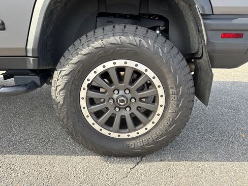 Used 2024 INEOS Grenadier Fieldmaster Edition image 19