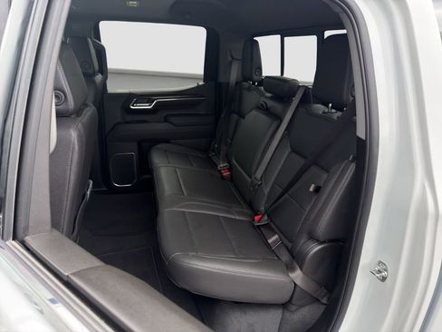 Certified 2025 GMC Sierra 1500 SLT w/ SLT Premium Package AWD/4WD image 13