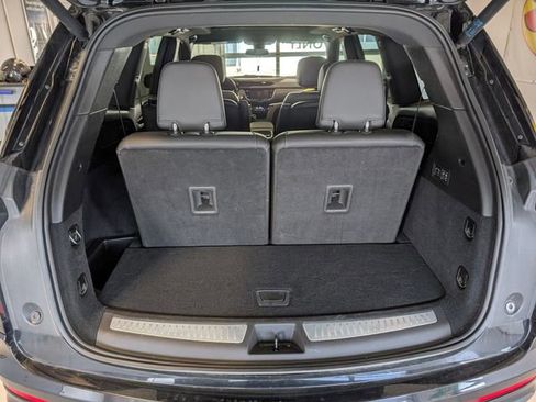 Used 2024 Cadillac XT6 Sport AWD/4WD image 35
