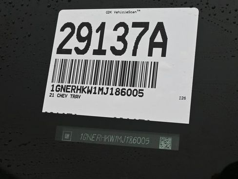 Used 2021 Chevrolet Traverse LT w/ LPO, Floor Liner Package FWD image 22