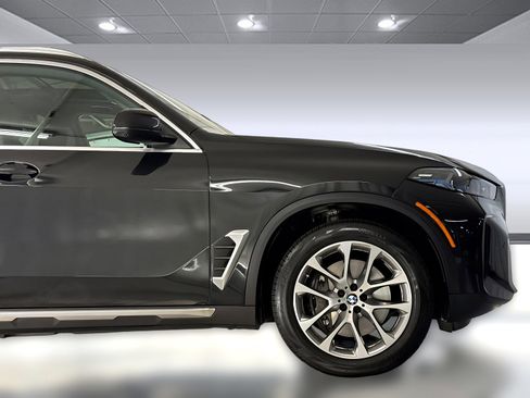 Used 2026 BMW X5 xDrive50e w/ Premium Package AWD/4WD image 21