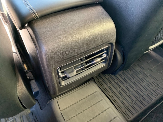 Certified 2025 Lincoln Corsair AWD image 18