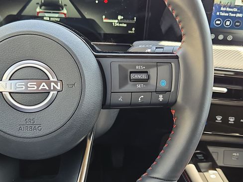 Used 2026 Nissan Kicks SR w/ SR Premium Package FWD image 21