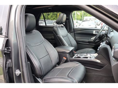Used 2020 Ford Explorer ST w/ ST Street Pack AWD/4WD image 31