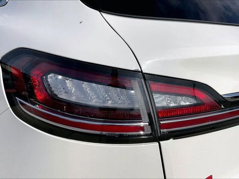 Used 2022 Lincoln Nautilus Reserve w/ Luxury Package image 20