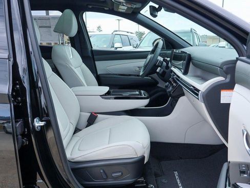 New 2026 Hyundai Tucson Limited image 8