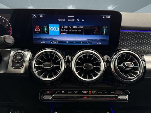 Certified 2026 Mercedes-Benz GLB 250 image 31