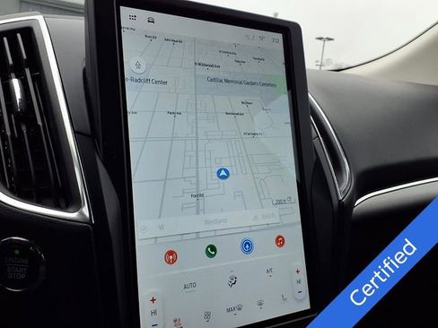 Used 2024 Ford Edge Titanium w/ Equipment Group 301A image 4