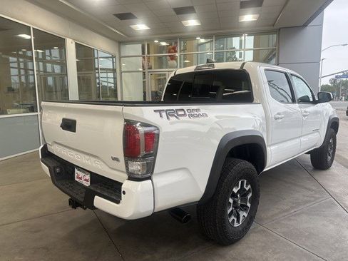 Used 2023 Toyota Tacoma TRD Off-Road image 7