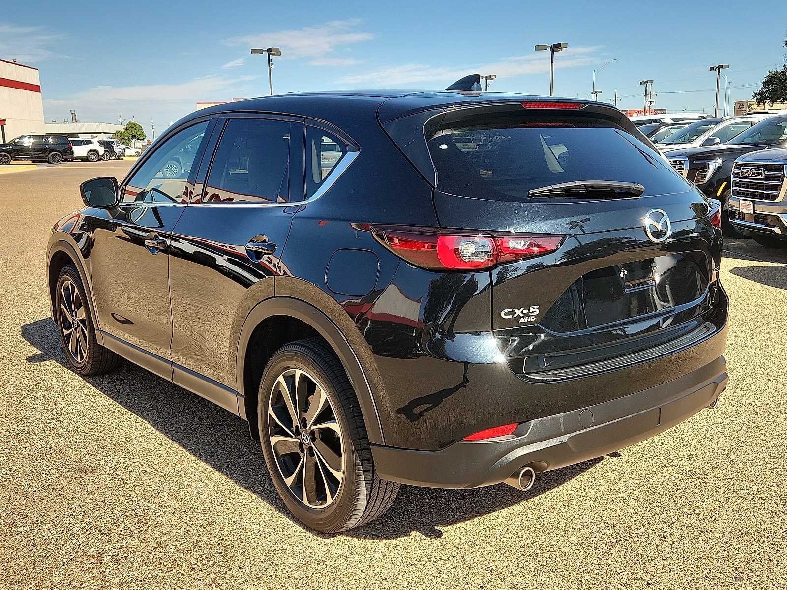 Used 2023 MAZDA CX-5 AWD 2.5 S w/ Premium Package image 3