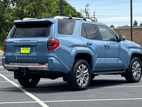 Used 2025 Toyota 4Runner Limited w/ Tow Technology Package AWD/4WD image 10