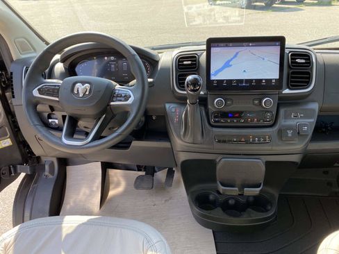 Used 2024 RAM ProMaster 3500 w/ Quick Order Package 22H SLT+ FWD image 37