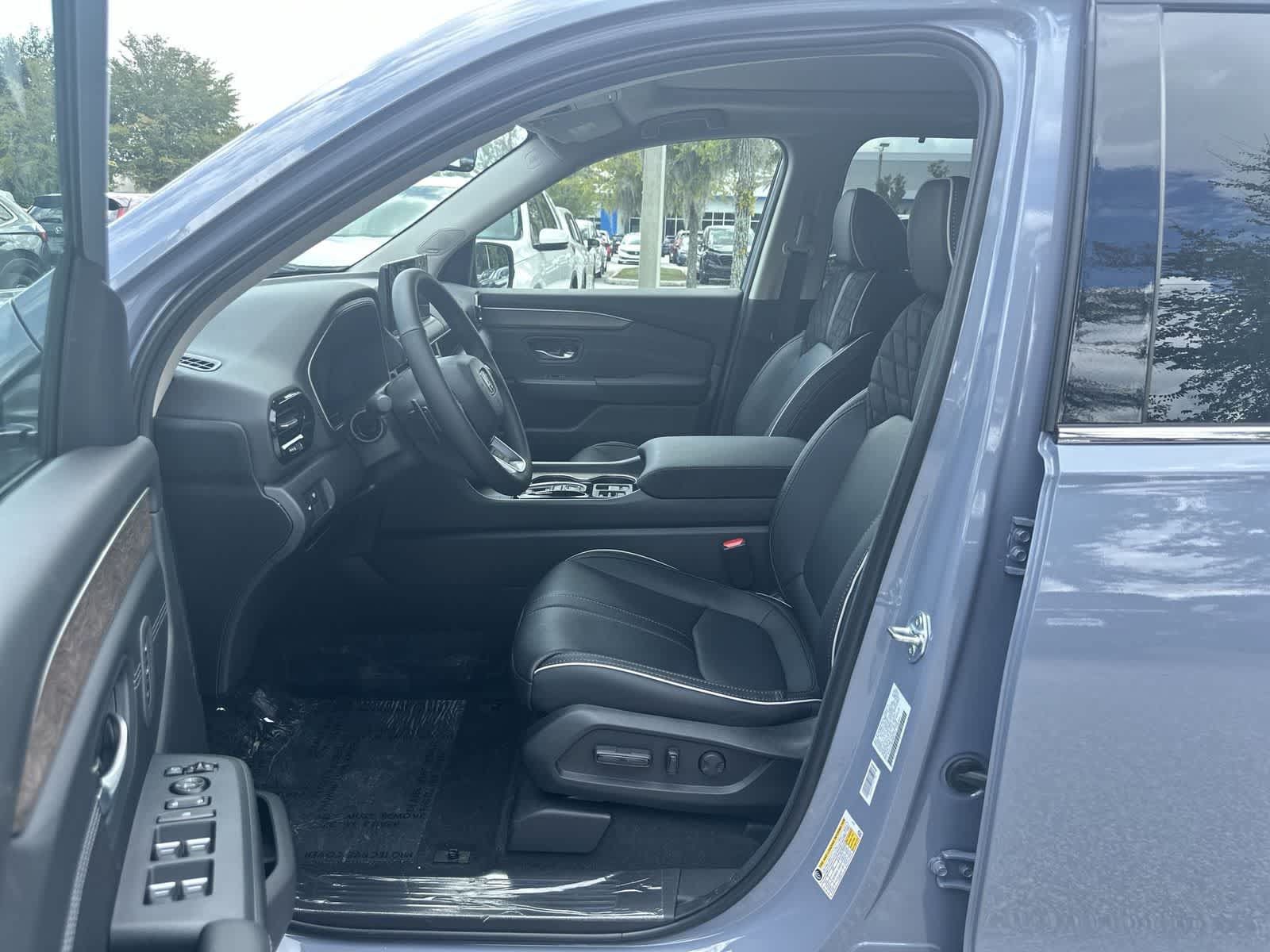 New 2026 Honda Pilot Elite image 2