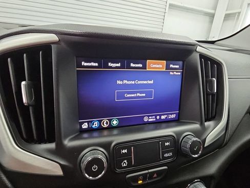 Used 2024 GMC Terrain SLT AWD/4WD image 16