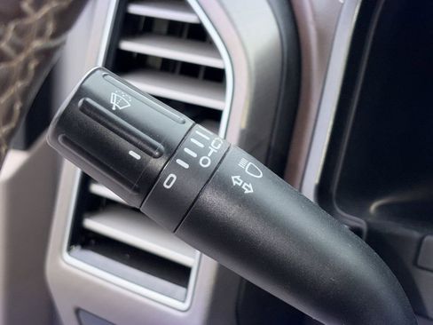 Used 2020 Ford F150 Limited w/ Trailer Tow Package image 11