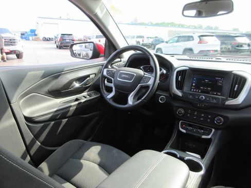 Certified 2022 GMC Terrain SLE FWD image 20