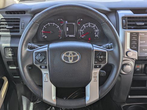 Used 2022 Toyota 4Runner SR5 Premium w/ Moonroof Package AWD/4WD image 21