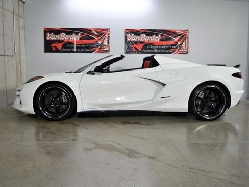 New 2025 Chevrolet Corvette E-Ray w/ Battery Protection Package image 25