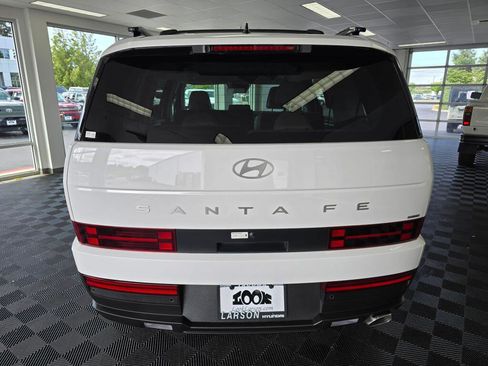 Used 2025 Hyundai Santa Fe SEL AWD/4WD image 4