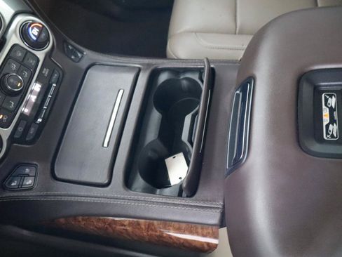 Used 2017 Chevrolet Tahoe Premier RWD image 20