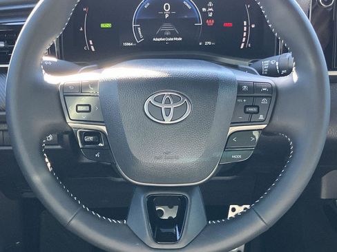 Used 2026 Toyota Camry SE image 19