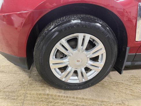 Used 2015 Cadillac SRX Luxury image 31