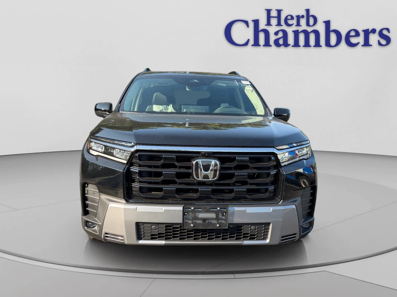 Used 2026 Honda Pilot image 2