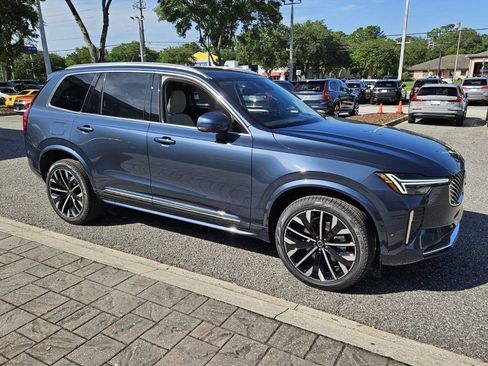 New 2026 Volvo XC90 B6 Ultra w/ Protection Package AWD/4WD image 17