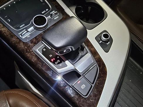 Used 2019 Audi Q7 2.0T Premium Plus w/ Premium Plus Package image 12