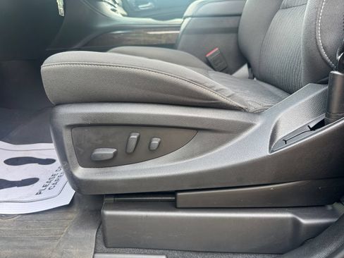 Used 2019 Chevrolet Tahoe LS AWD/4WD image 13