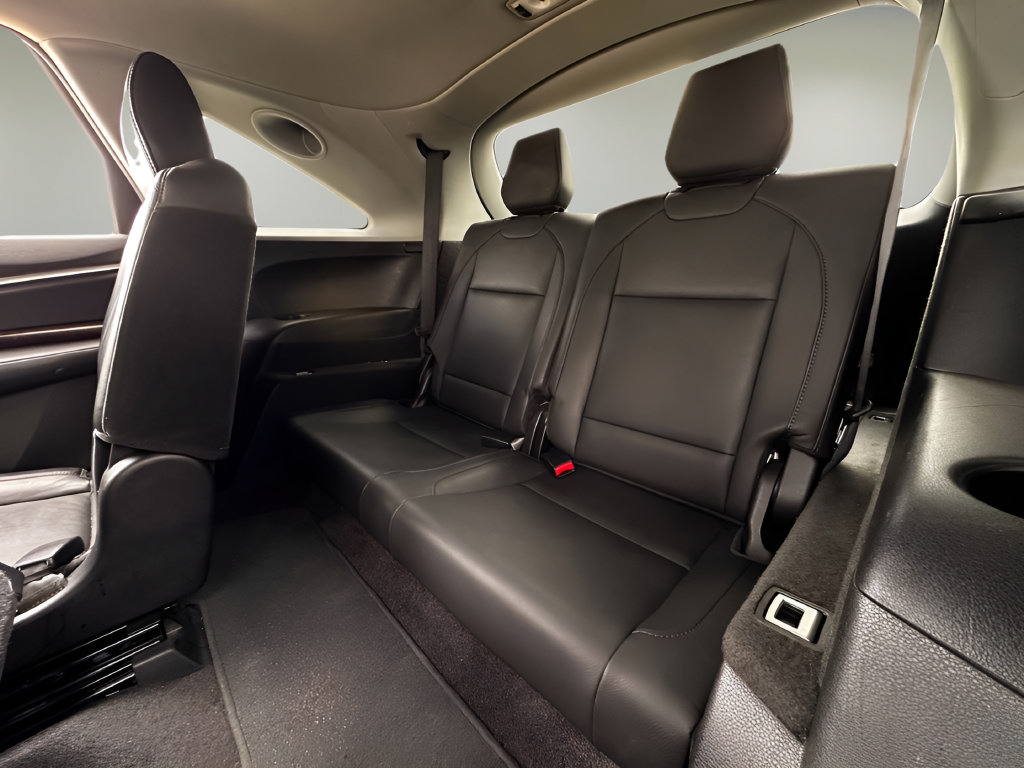 Used 2018 Acura MDX w/ Technology Package FWD image 19