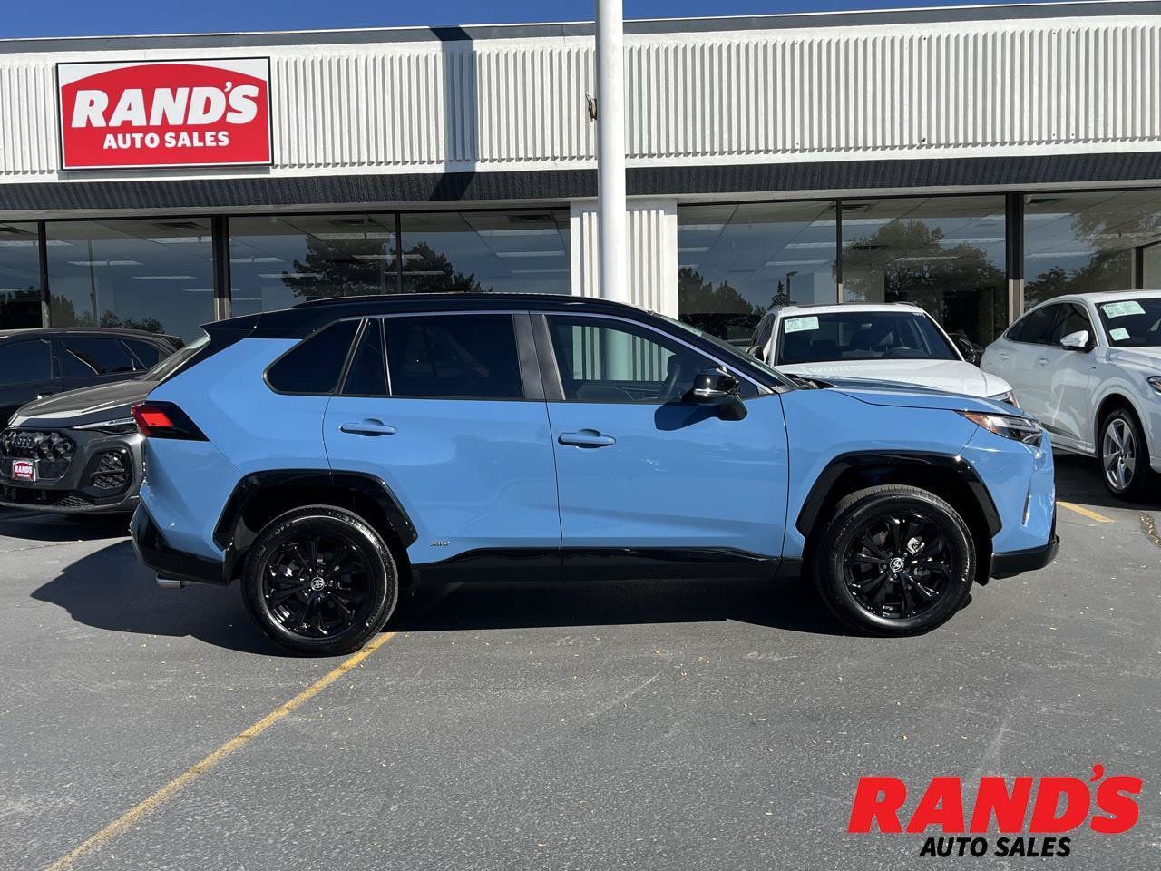 Used 2025 Toyota RAV4 XSE AWD/4WD image 1