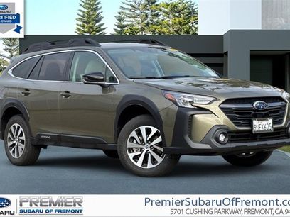 Used 2025 Subaru Outback Premium w/ Popular Package #1