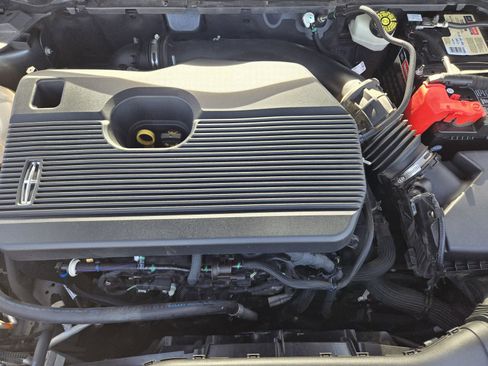 Used 2020 Lincoln Corsair FWD image 31